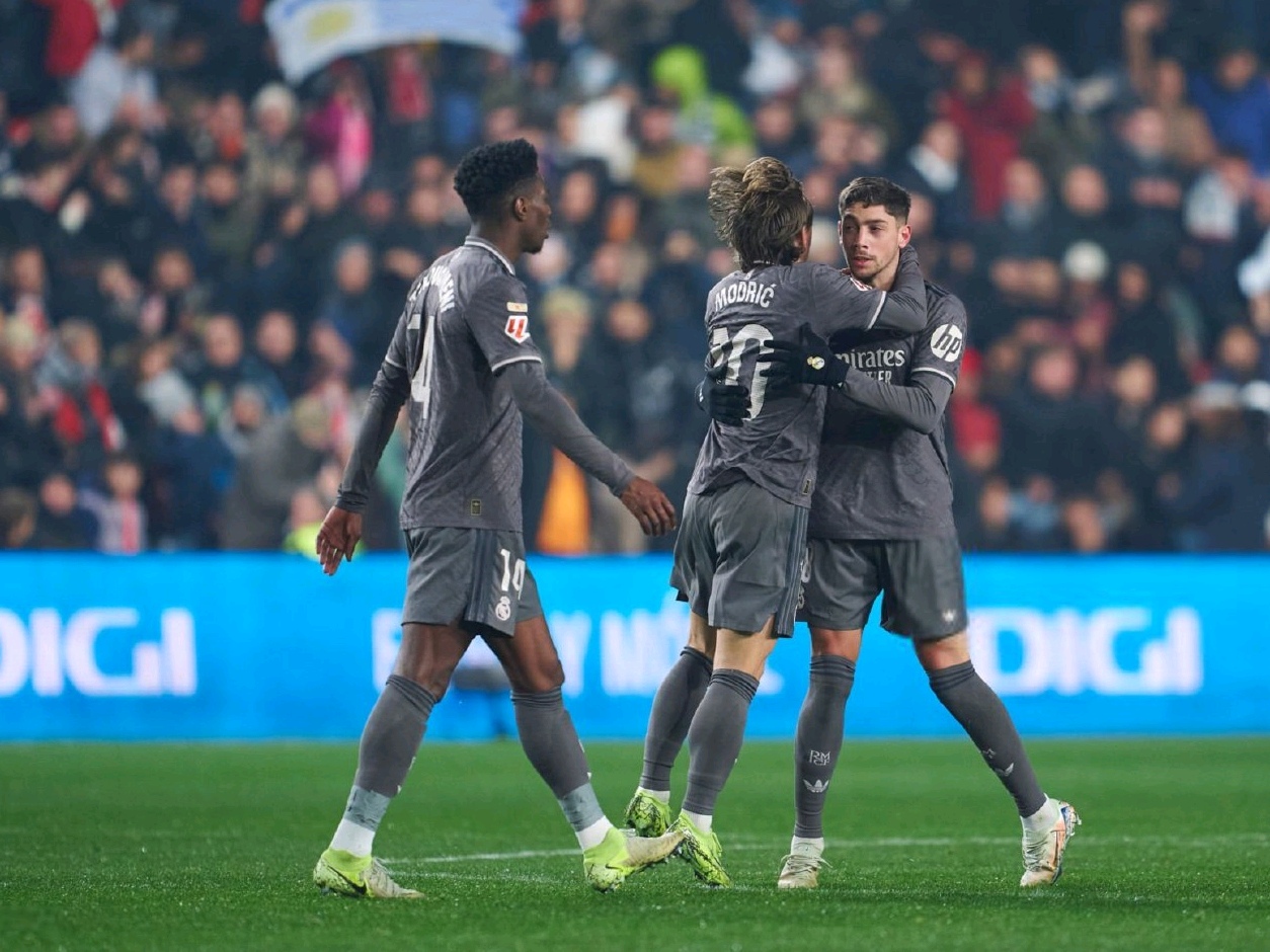 关于塞维利亚鏖战皇马，卡拉斯科状态火热的信息