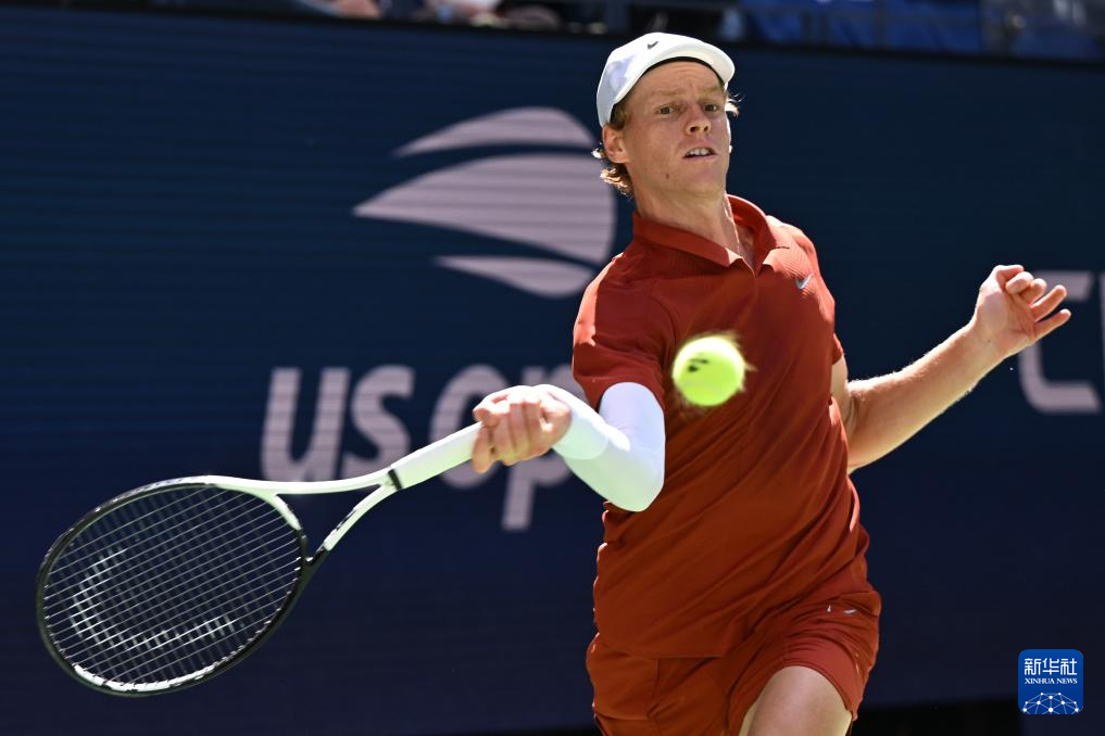 美网逆转年终总决赛，辛纳惊艳四座