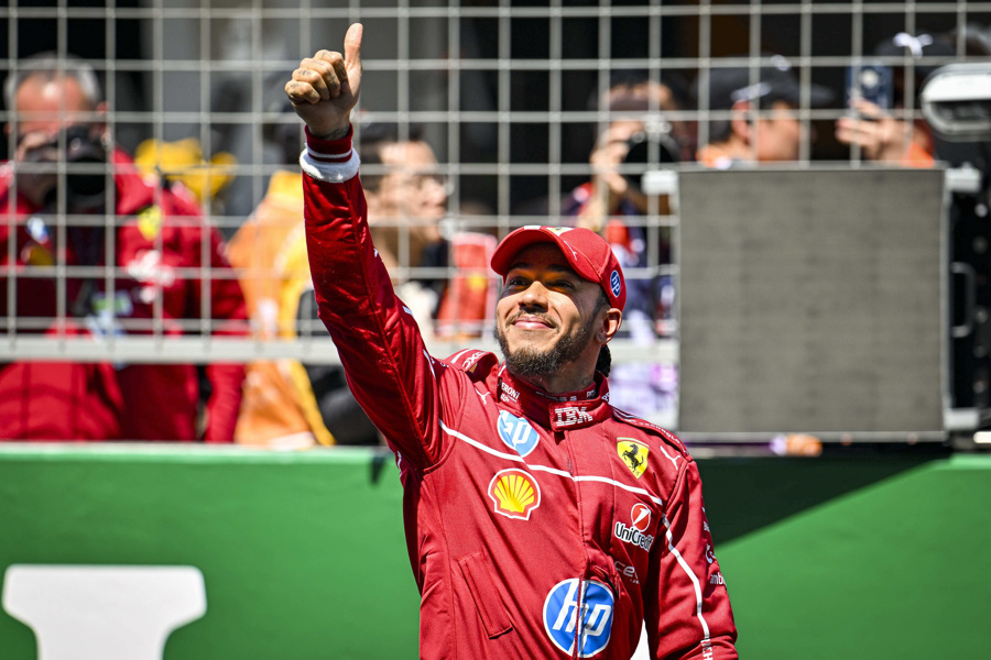 阿斯顿马丁横扫梅赛德斯，汉密尔顿状态火热