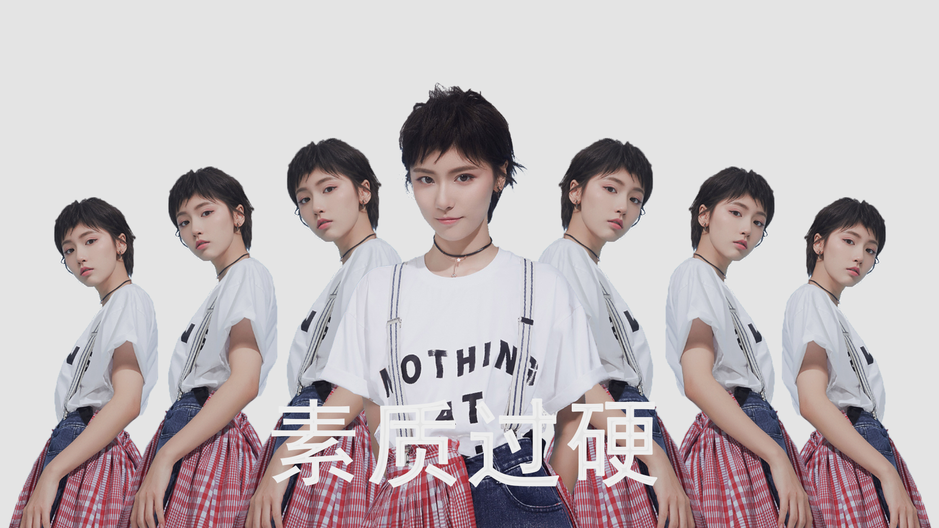 我来扩展一下思维，这两个关键词表面看毫无关联，但正是这种矛盾感能激发创作火花。它们暗示了一个现实扭曲的平行宇宙，在这个宇宙中，足球与地缘政治以超现实的方式交织