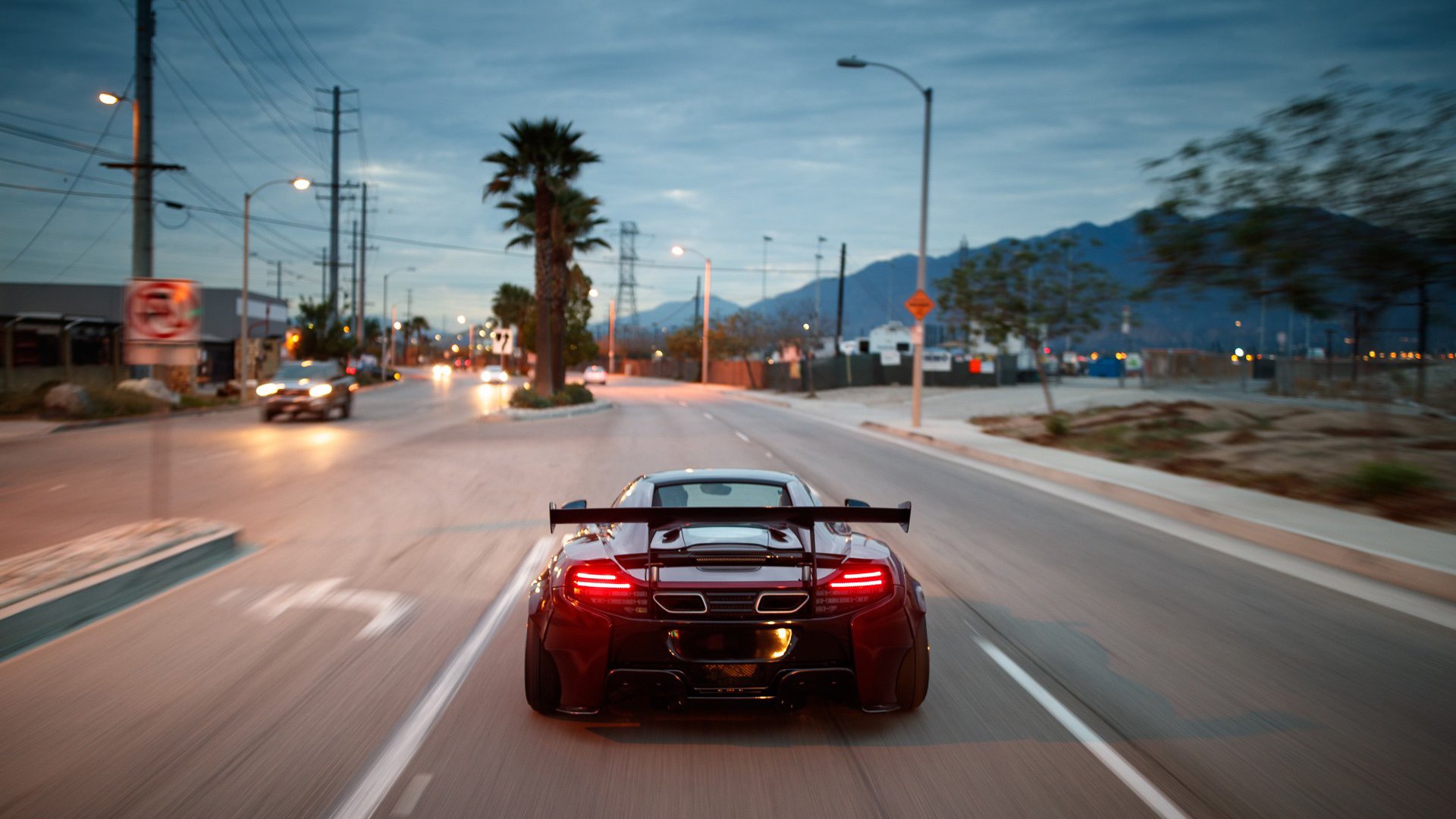 新王登基与旧神复苏，从丹麦埃及之战到基耶萨的欧冠接管，解析胜利者的共同基因