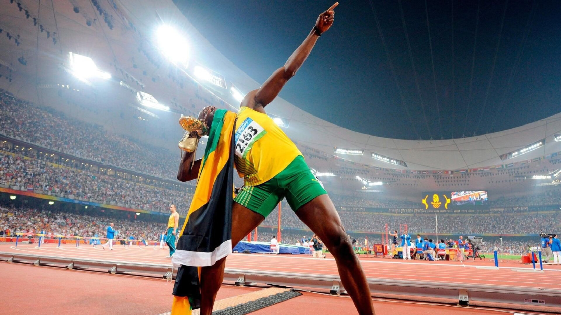 一个MVP,两种战场,武切维奇的切换术如何定义现代篮球之巅